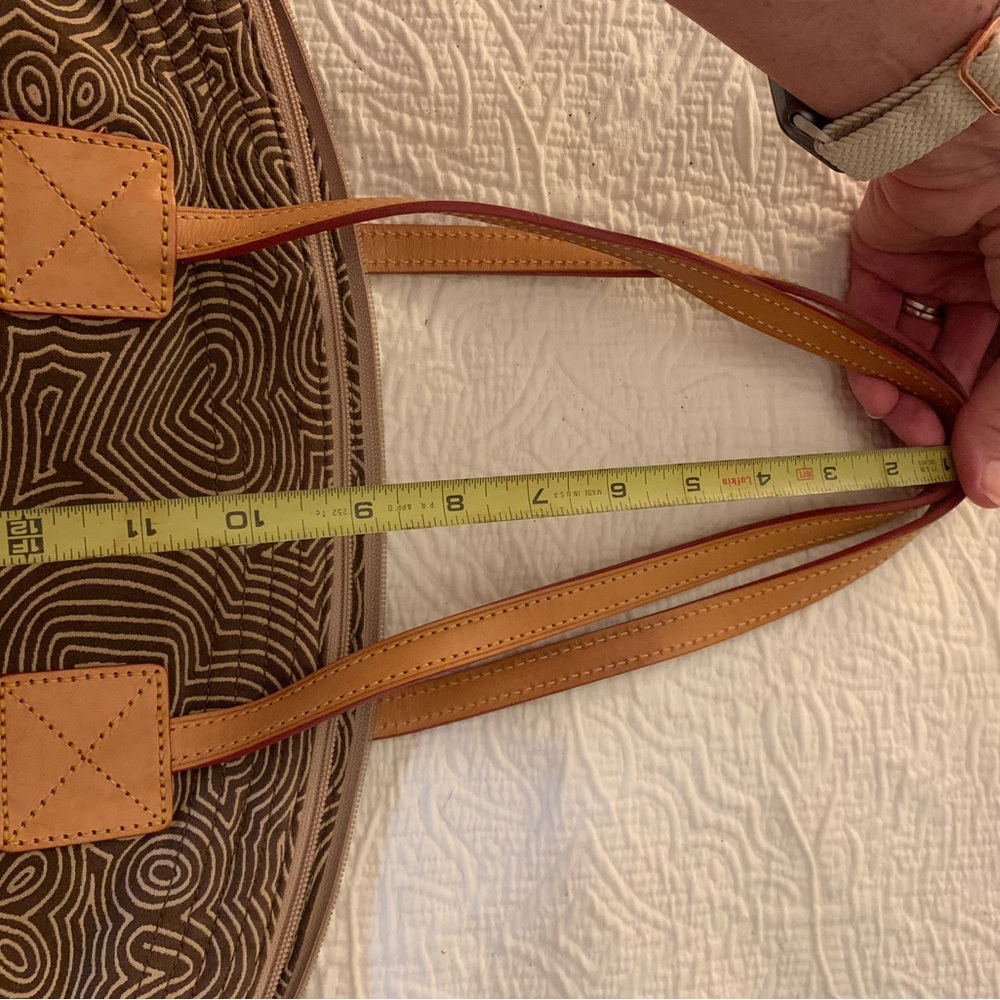 Dooney and Bourke Purse - Picture 5 of 8